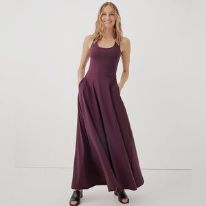 BTWT Maroon Medium Fit & Glare Open Back Maxi Dress
